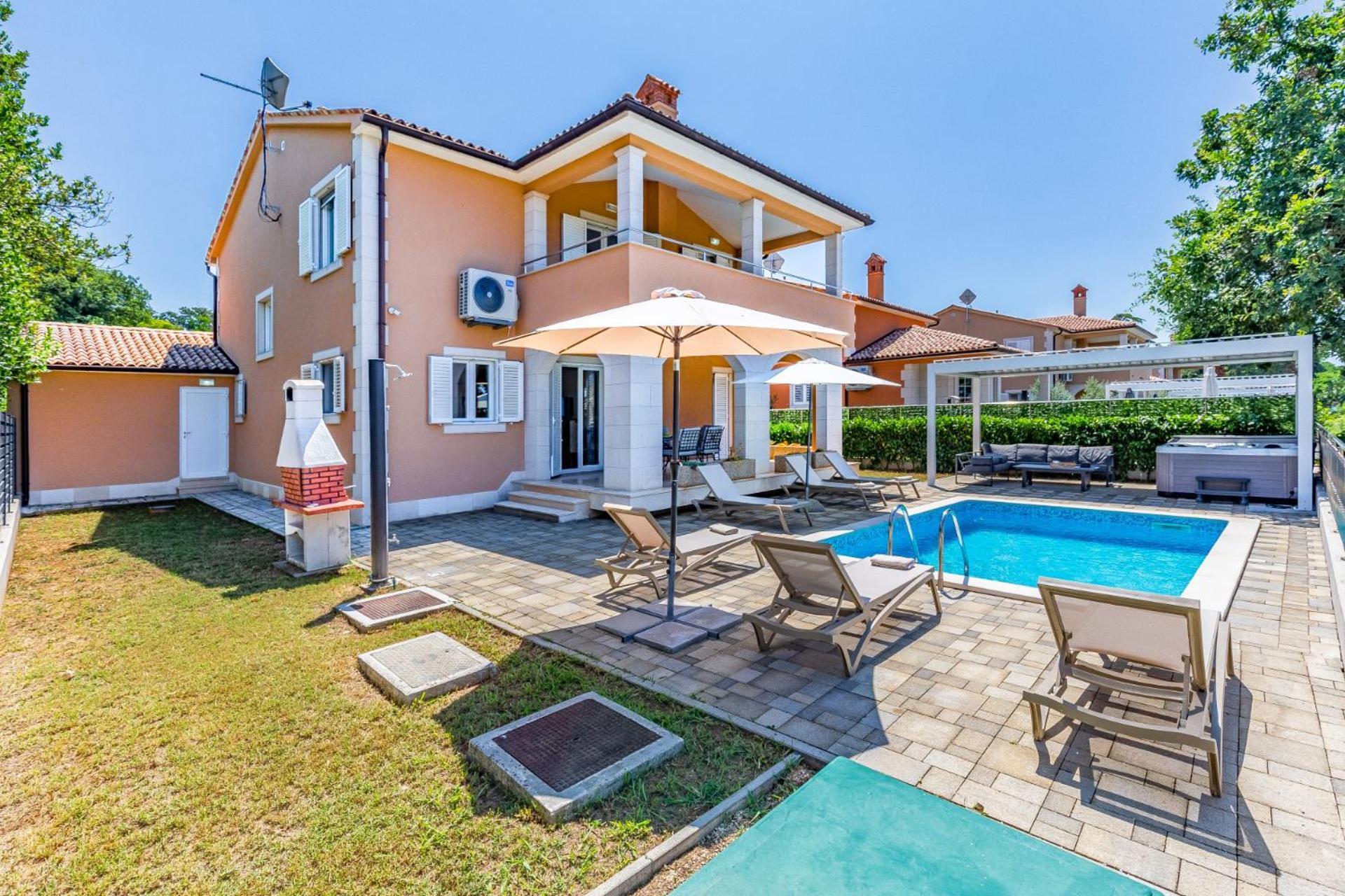 Villas Lotus With Pool And Jacuzzi Пула Екстериор снимка