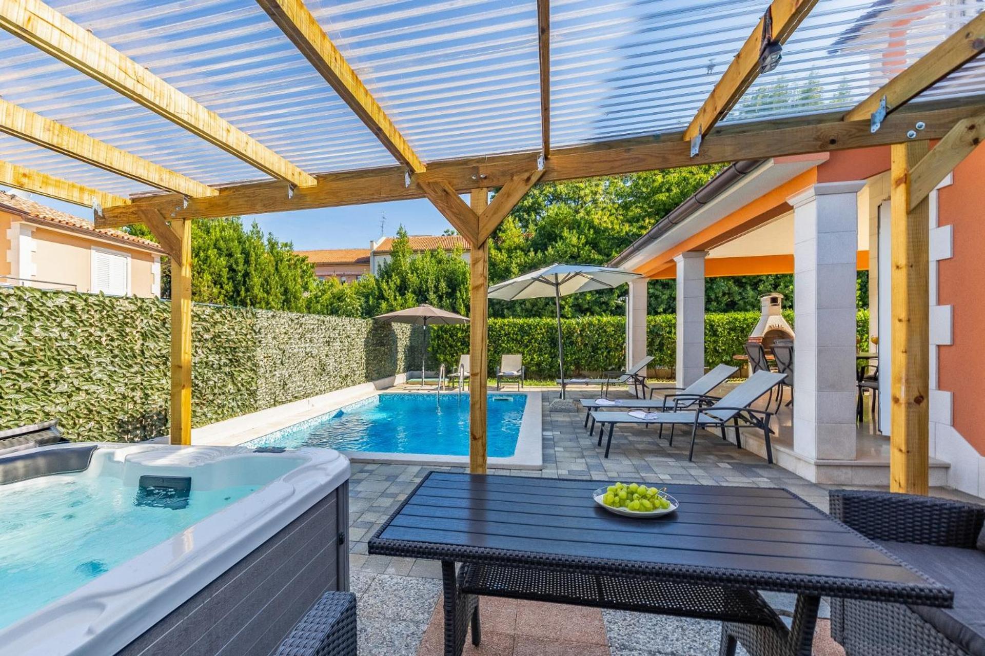 Villas Lotus With Pool And Jacuzzi Пула Екстериор снимка