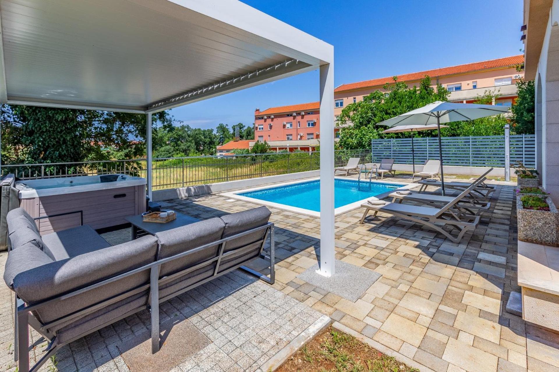 Villas Lotus With Pool And Jacuzzi Пула Екстериор снимка