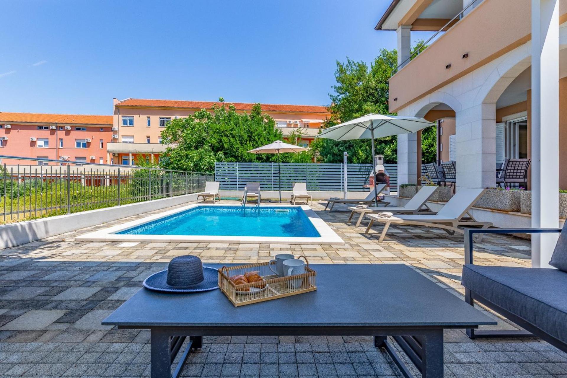 Villas Lotus With Pool And Jacuzzi Пула Екстериор снимка