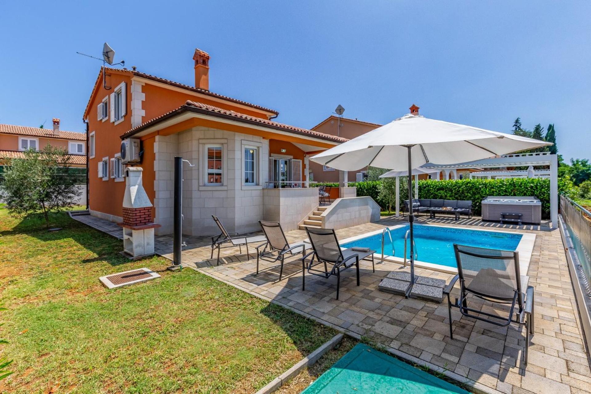 Villas Lotus With Pool And Jacuzzi Пула Екстериор снимка